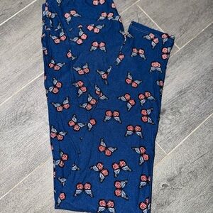 LuLaRoe Butterfly USA Flag OS Leggings | American Flag